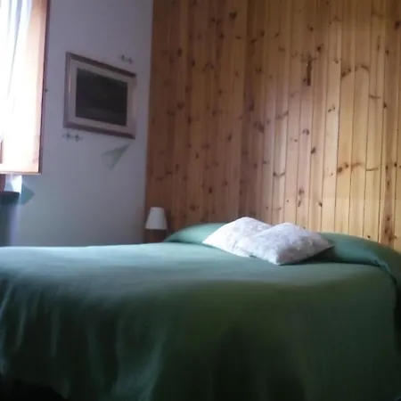 Roma Bed & Breakfast